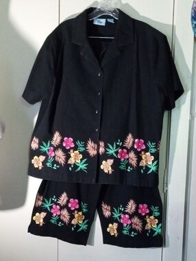 Vintage Jane Ashley Embroidered Floral 2-Piece Shirt Wide Shorts Set Black XL